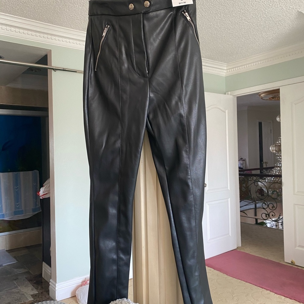 FOREVER21 Pleather pants - stretchy - size S